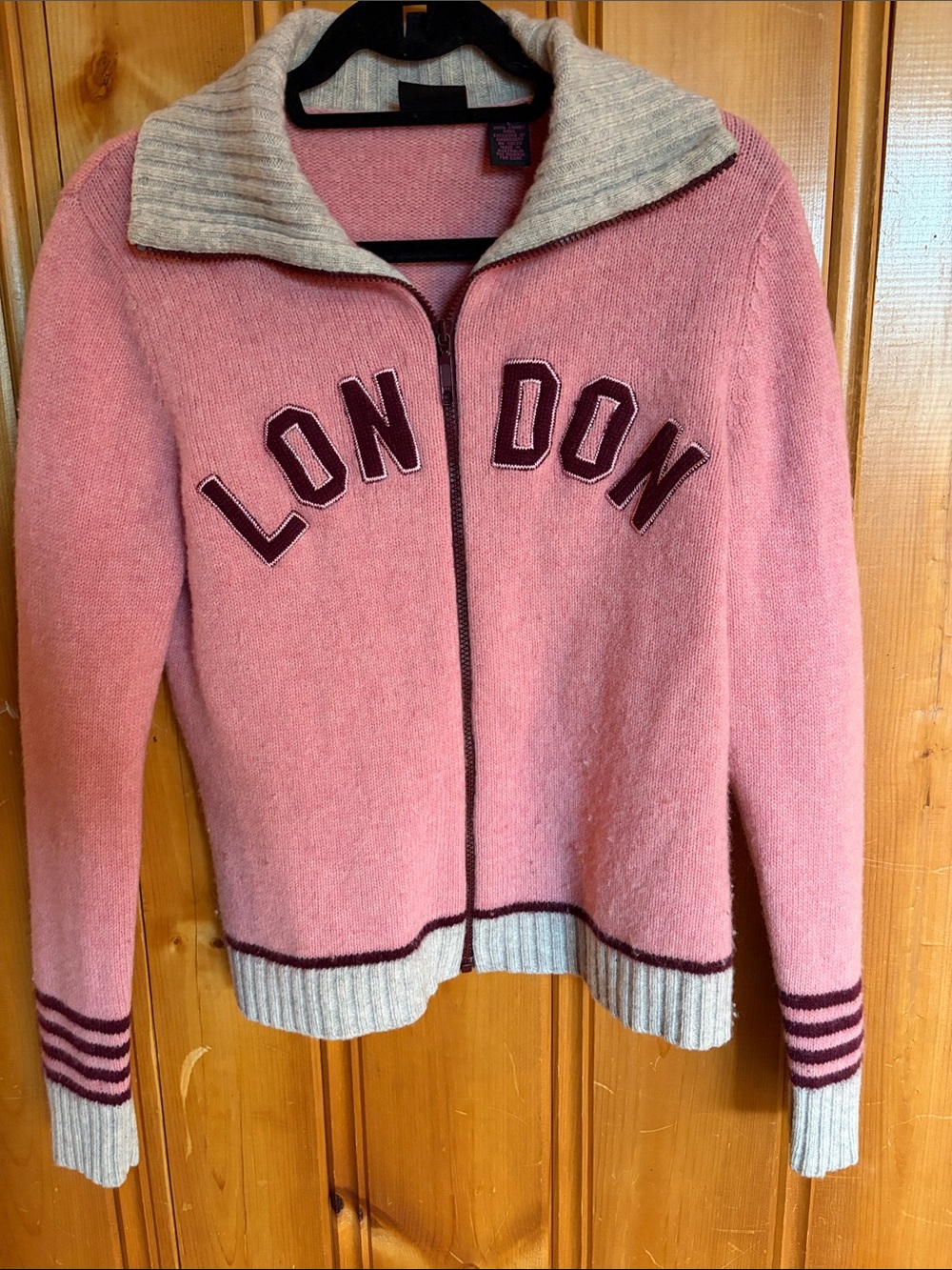 Zip-Front Pink Contrast-Collar Sweater Cardigan